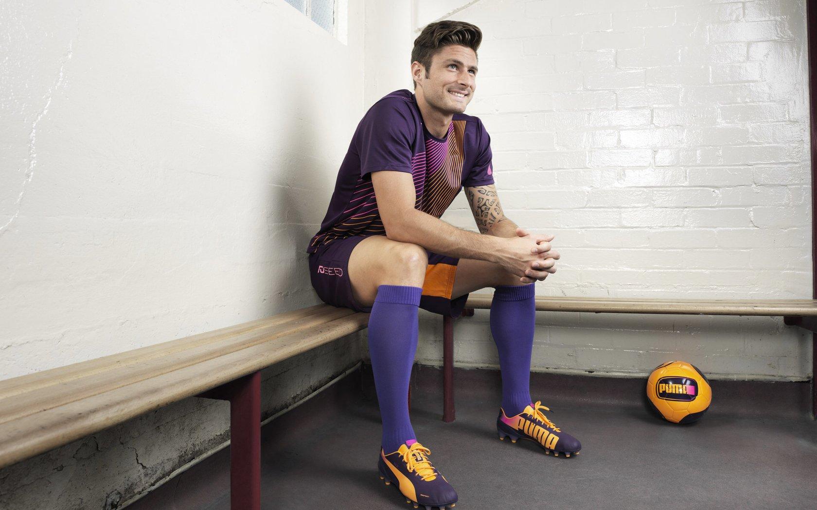 中国蝶泳新星闪耀世锦赛，张雨菲再破亚洲纪录摘金